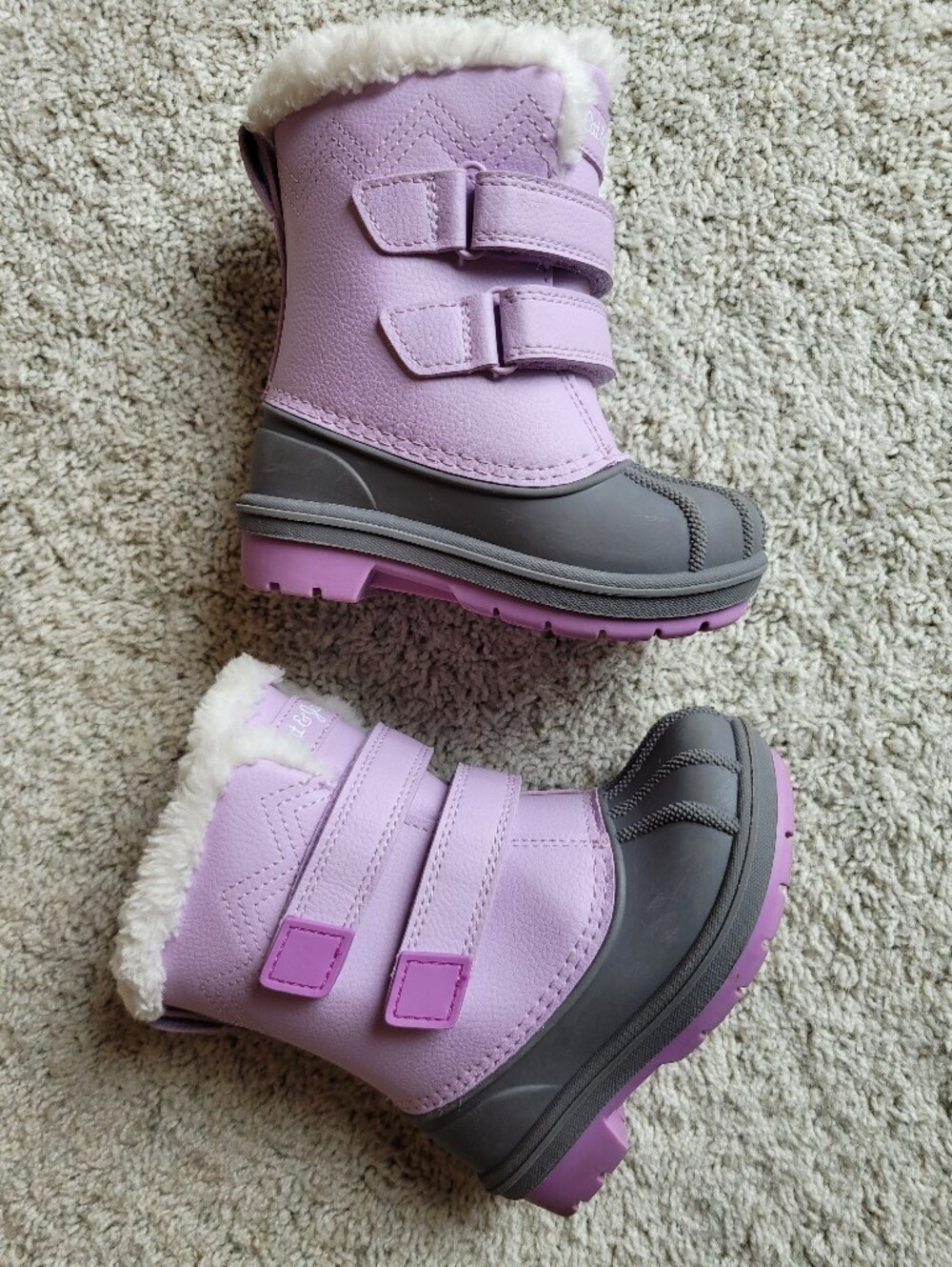 Cat & Jack Kids Purple Winter Boots Gray Trim - Fleece Lined Great Condition 6